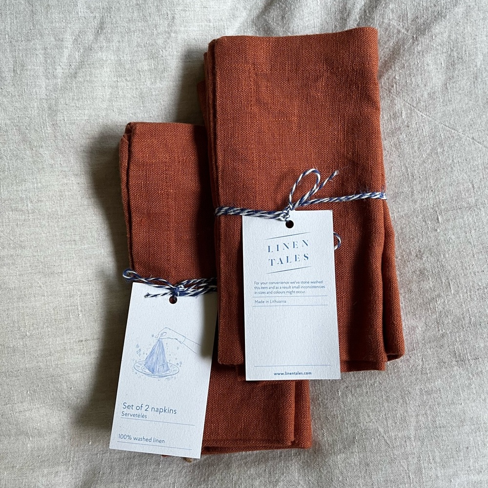 Linen Tales Napkin Set